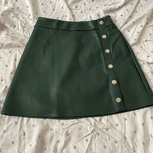 Bar iii green button pleather skirt